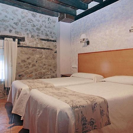 Hotel Rural Los Abuelos Montemayor de Pililla Eksteriør bilde
