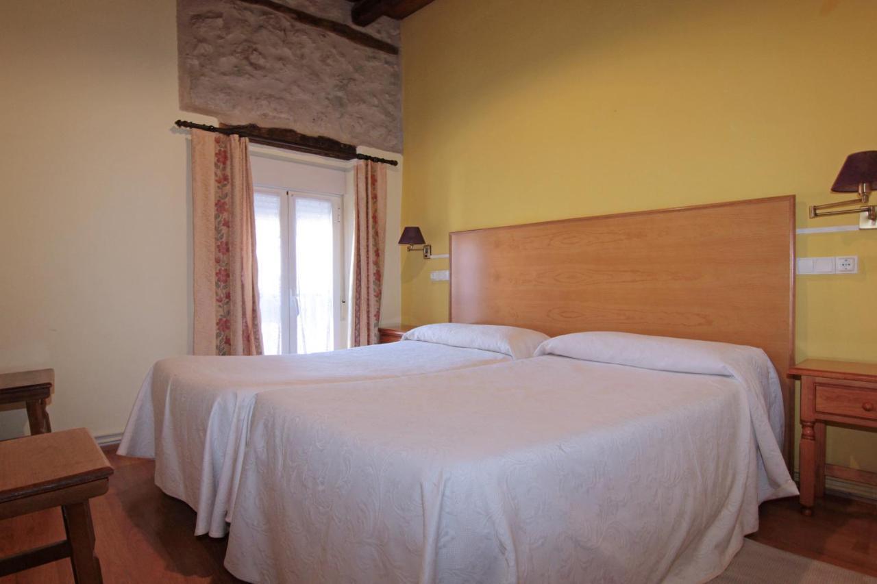 Hotel Rural Los Abuelos Montemayor de Pililla Eksteriør bilde
