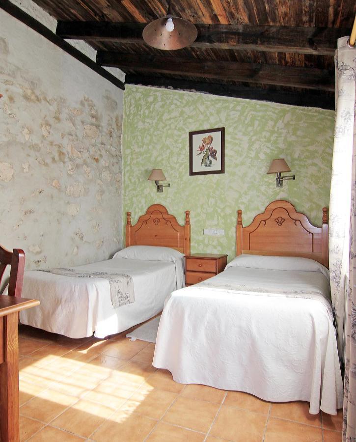 Hotel Rural Los Abuelos Montemayor de Pililla Eksteriør bilde